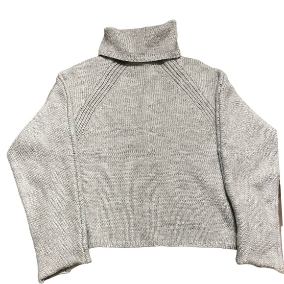 John & Jenn Sweater - Picture 1 of 6